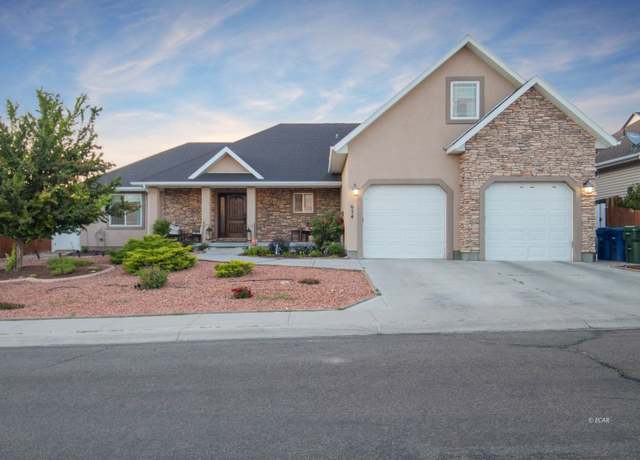 Property at 654 Cortney Dr, Elko, NV 89801, 4 beds, 3.5 baths
