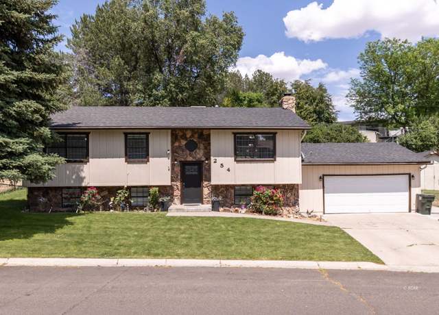 Property at 254 Keppler Dr, Elko, NV 89801, 5 beds, 3 baths