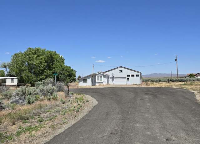 Property at 555 Humboldt St, Mcdermitt, NV 89421, 2 beds, 1 bath