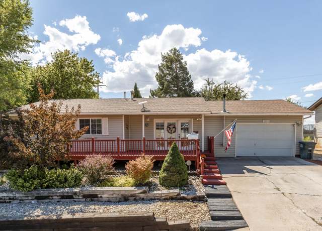 Property at 1952 View Dr, Elko, NV 89801, 3 beds, 2 baths