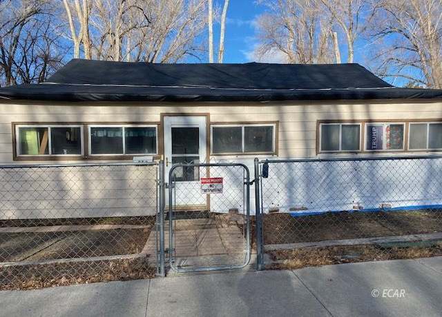 Property at 853 Wilson Ave, Elko, NV 89801, 2 beds, 1 bath