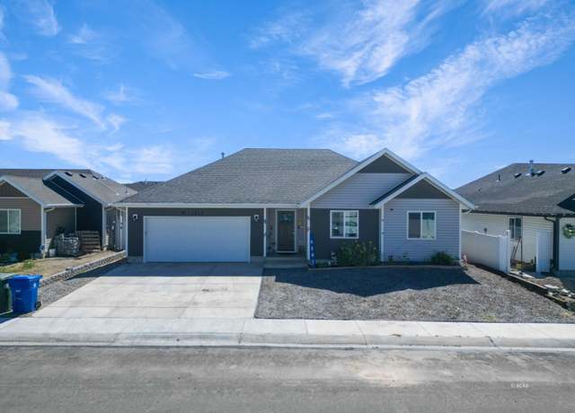 Property at 1713 Village Pkwy, Elko, NV 89801, 4 beds, 2 baths
