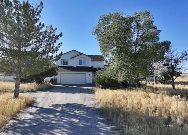 Property at 150 Flora Ln, Spring Creek, NV 89815, 4 beds, 2.5 baths