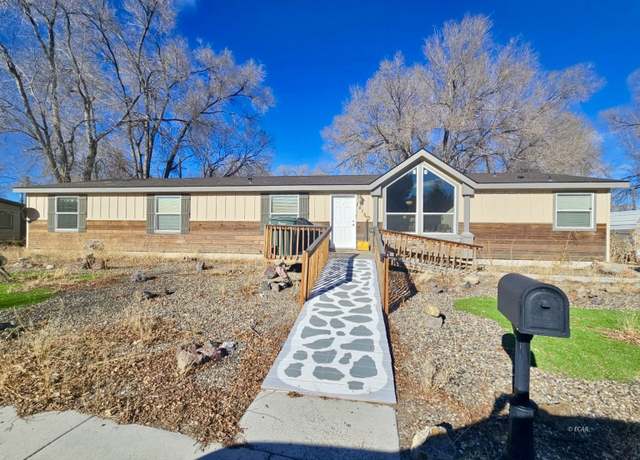 Property at 1015 Panorama Dr, Elko, NV 89801, 4 beds, 3 baths