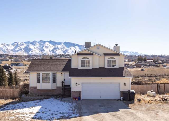 Property at 164 Cascade Dr, Spring Creek, NV 89815, 3 beds, 2 baths