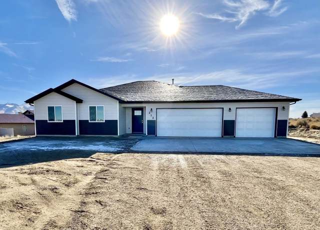 Property at 4319 Windsor Ave, Elko, NV 89801, 4 beds, 2 baths