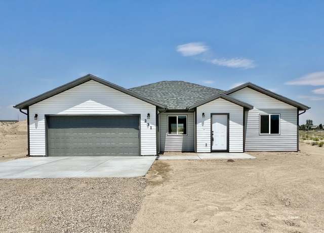 Property at 4323 Windsor Ave, Elko, NV 89801, 4 beds, 2 baths