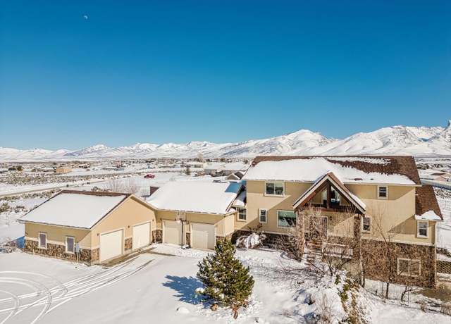 Property at 496 Foxridge Dr, Spring Creek, NV 89815, 4 beds, 5.5 baths
