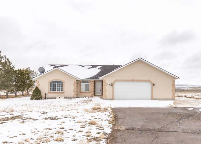 Property at 382 Oakmont Dr, Spring Creek, NV 89815, 3 beds, 2 baths