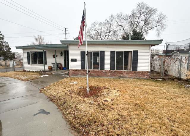 Property at 198 Walnut St, Elko, NV 89801, 3 beds, 2 baths