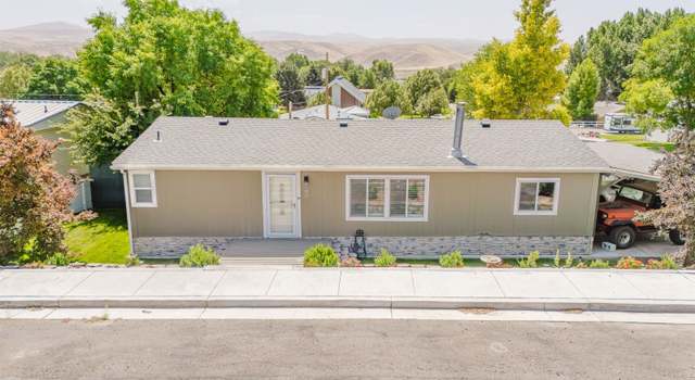 Photo of 203 Peters St, Carlin, NV 89822
