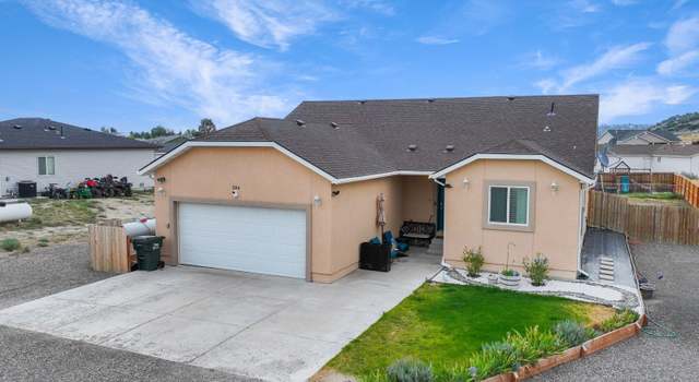 Photo of 334 Parkchester Dr, Spring Creek, NV 89815