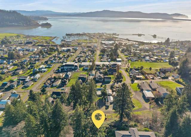 Property at 612 Fir Fir, Garibaldi, OR 97118
