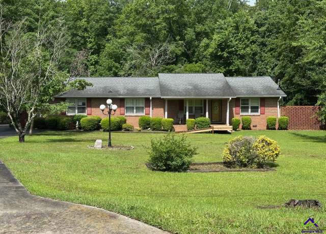 Property at 6457 Bevin Dr, Macon, GA 31216, 3 beds, 2 baths