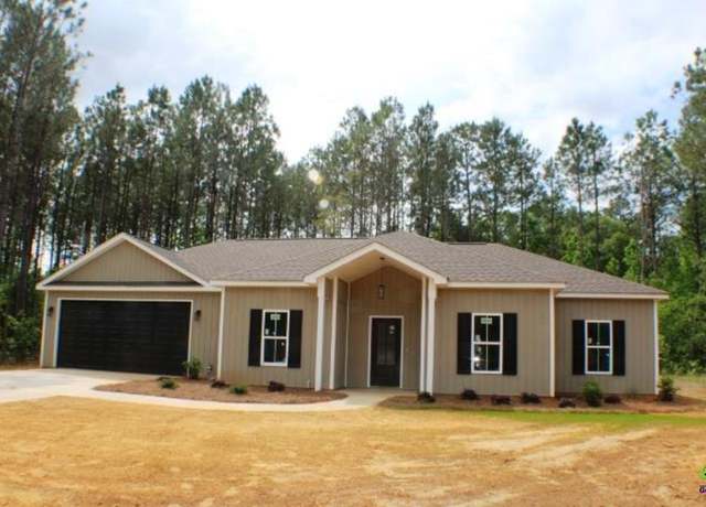 Property at 240 Wexford Ct, Dublin, GA 31021, 4 beds, 2 baths