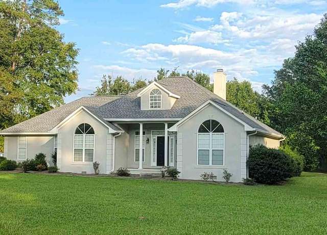 Property at 1011 Masters Dr, Macon, GA 31220, 3 beds, 2 baths