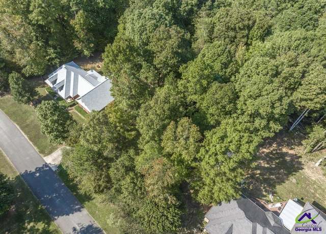 Property at 320 Amanda Drive Dr, Gray, GA 31032