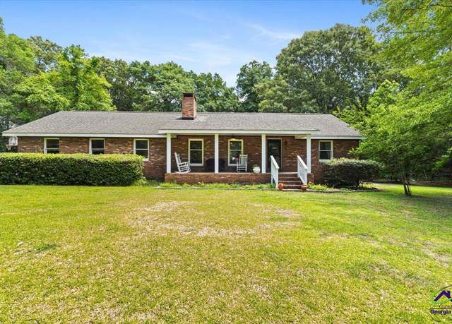 Property at 108 Covey Dr, Warner Robins, GA 31088, 3 beds, 2 baths