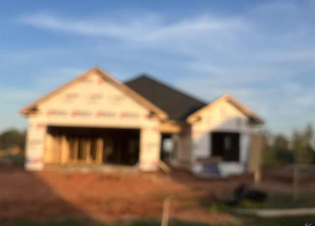 Property at 412 Lamplight Dr, Warner Robins, GA 31008, 3 beds, 2 baths