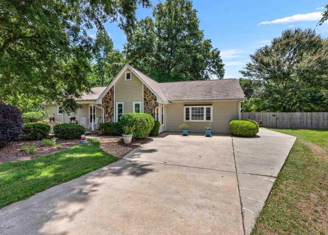 Property at 105 Kristle Ln, Perry, GA 31069, 4 beds, 2 baths