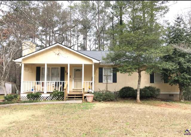 Property at 1341 Trails End Dr, Macon, GA 31220, 3 beds, 2 baths