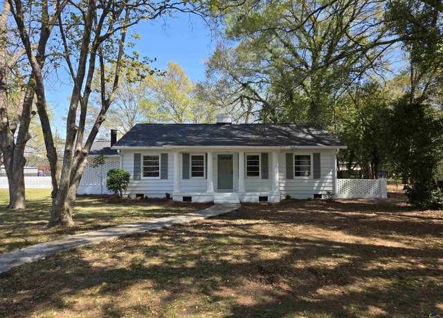 Property at 424 Park Ave, Fort Valley, GA 31030, 3 beds, 1 bath