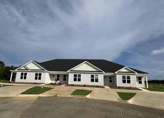 Property at 801-804 Castle Ct, Hawkinsville, GA 31036