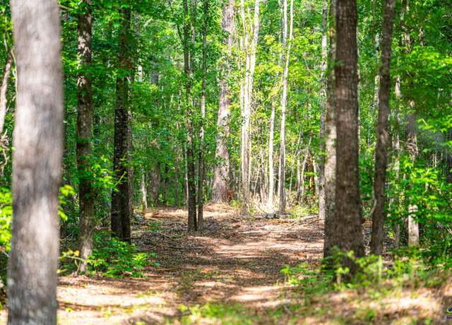 Property at 915 Sunhill Rd, Sandersville, GA 31082
