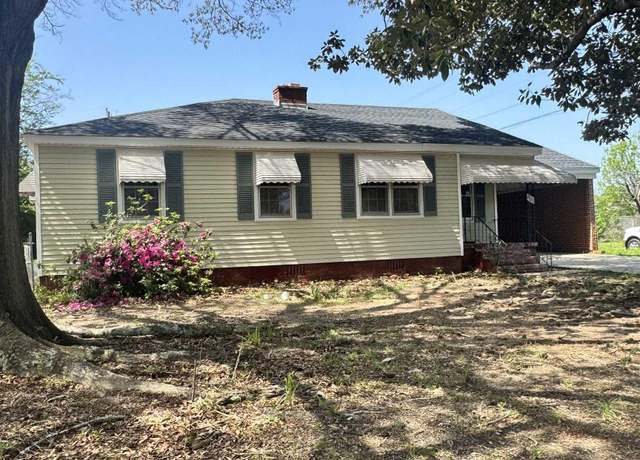 Property at 201 Meadowdale Dr, Warner Robins, GA 31088, 2 beds, 2 baths