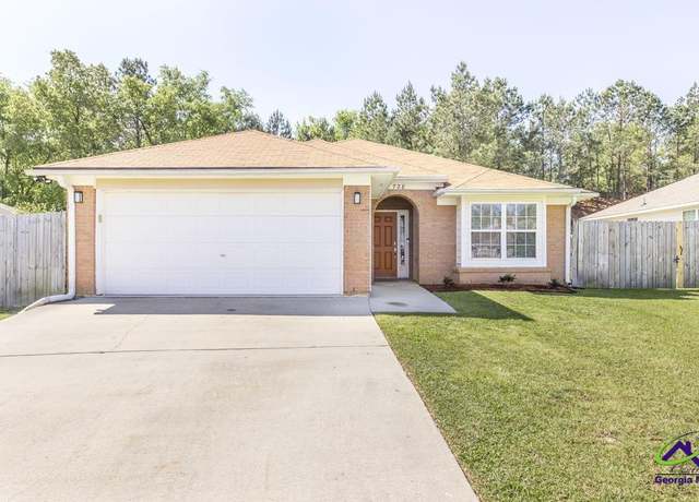 Property at 728 Royal Oaks Dr, Macon, GA 31206, 3 beds, 2 baths