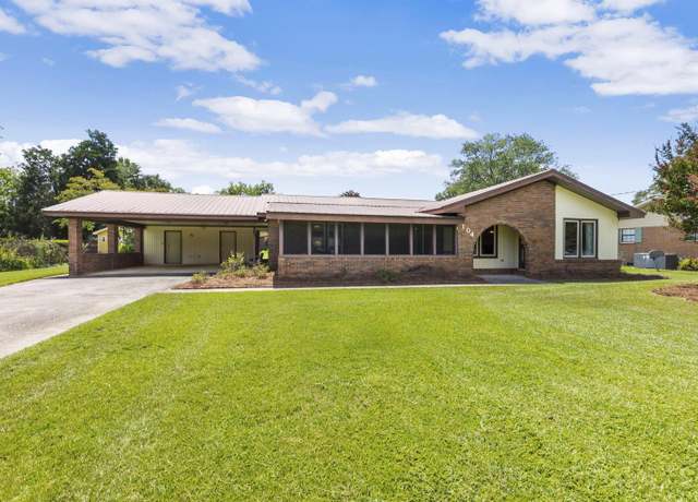 Property at 104 Lake Placid Dr, Bonaire, GA 31005, 3 beds, 2.5 baths