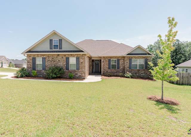 Property at 616 Woods Edge Way Way, Warner Robins, GA 31088, 4 beds, 2 baths