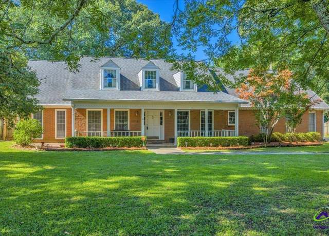 Property at 105 International Blvd, Warner Robins, GA 31088, 4 beds, 3.5 baths
