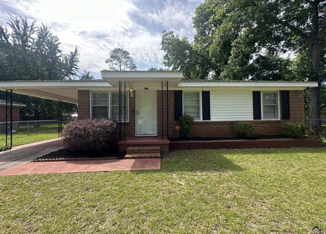 Property at 313 Briardale Ave, Warner Robins, GA 31093, 3 beds, 1 bath