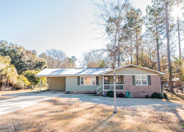Property at 29 Daniel St, Hawkinsville, GA 31036, 3 beds, 2 baths