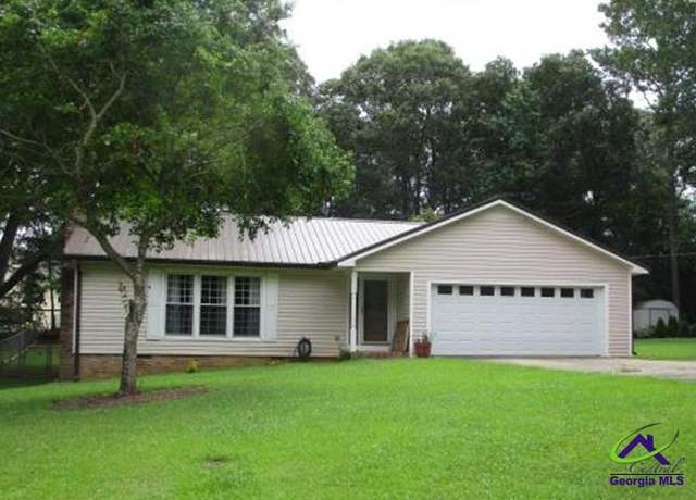 Property at 136 Jennifer Ln, Carrollton, GA 30116, 3 beds, 2 baths