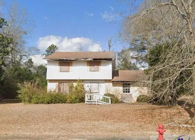 Property at 180 San Michael Dr, Fort Valley, GA 31030, 5 beds, 2 baths