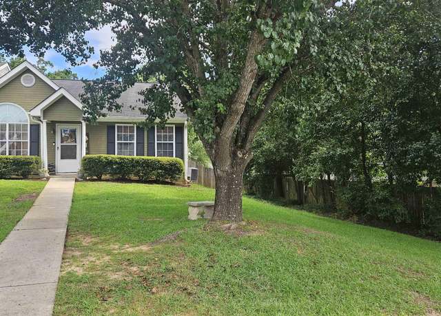 Property at 61 Hamilton Woods Ct, Warner Robins, GA 31088, 2 beds, 2 baths