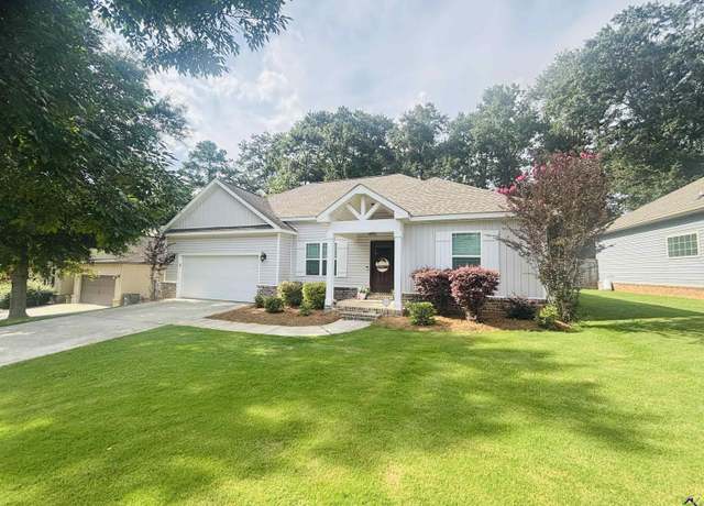 Property at 105 New Hope Dr, Perry, GA 31088, 3 beds, 2 baths