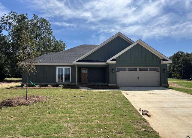 Property at 114 Nash Ct, Perry, GA 31069, 4 beds, 2 baths