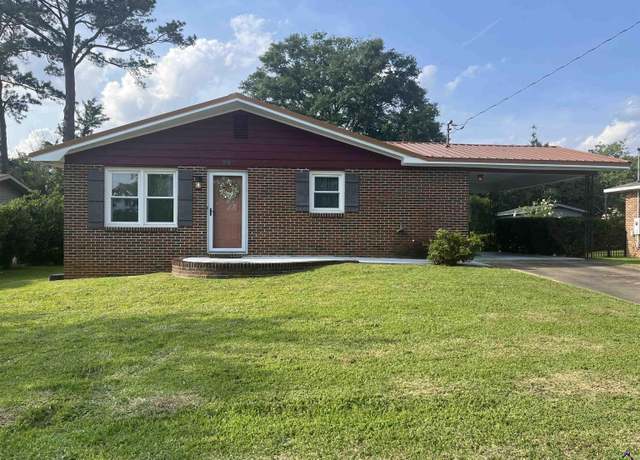 Property at 99 Karen Ct, Warner Robins, GA 31088, 3 beds, 2 baths