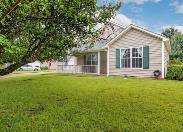 Property at 204 Brittland Dr, Bonaire, GA 31005, 3 beds, 2 baths