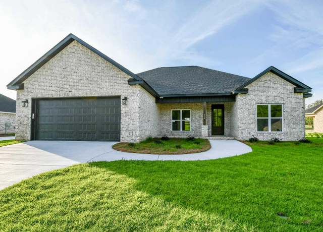 Property at 424 Cannon Point Dr, Bonaire, GA 31005, 4 beds, 2 baths