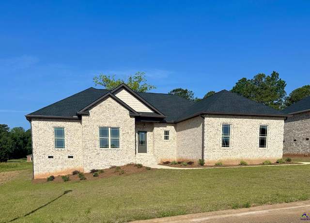 Property at 86 Camden Way, Hawkinsville, GA 31036, 4 beds, 3 baths