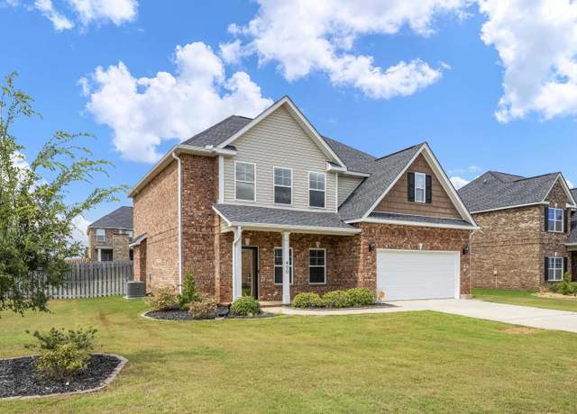 Property at 400 Avery Ct, Bonaire, GA 31005, 4 beds, 3 baths