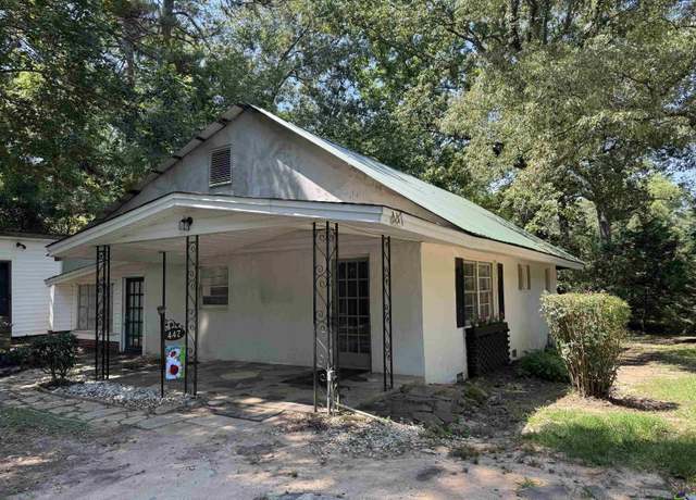 Property at 447 Hillside Ln, Byron, GA 31008, 3 beds, 2 baths