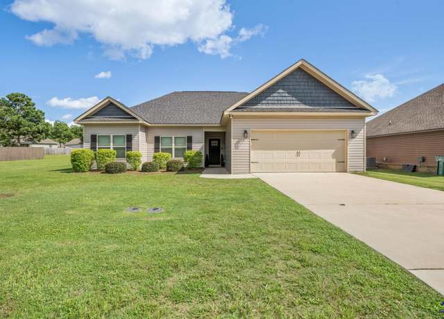 Property at 304 New Hope Dr, Perry, GA 31069, 4 beds, 2 baths