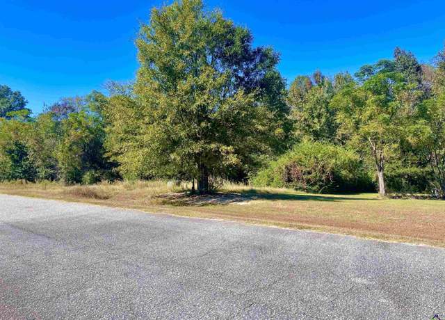 Property at 61 Aberdeen Cir, Cordele, GA 31015