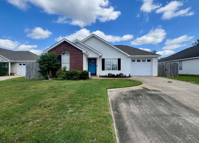 Property at 210 Kentshire Dr, Bonaire, GA 31005, 3 beds, 2 baths