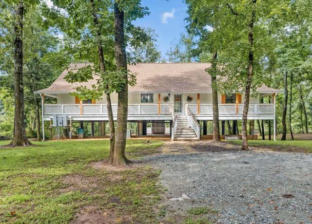 Property at 615 Old River Rd, Juliette, GA 31046, 4 beds, 4 baths